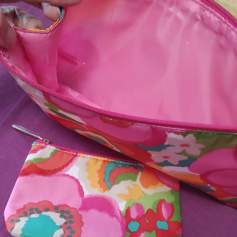 Clinique Pink and Green Floral Travel Bag - Picture 2 of 4